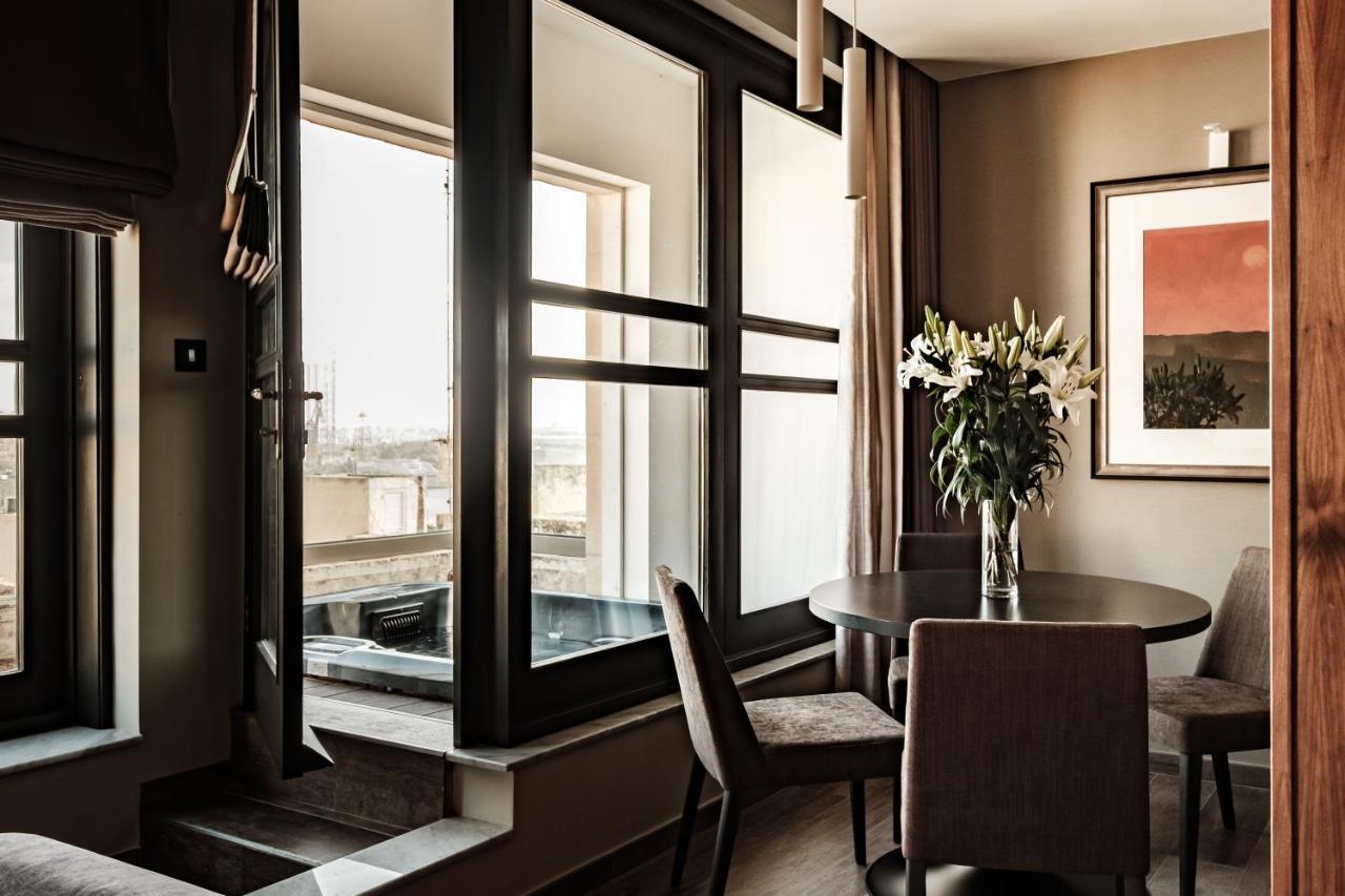 1926 Le Parisot Boutique Suites Валета Екстериор снимка